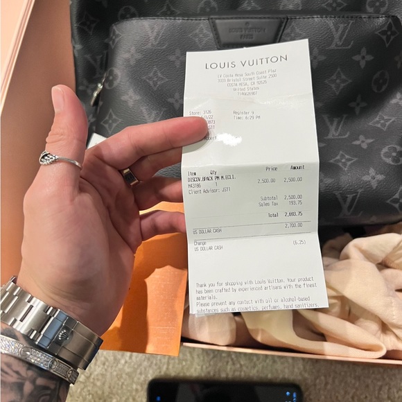 Louis Vuitton Discovery Backpack - Picture 6 of 6